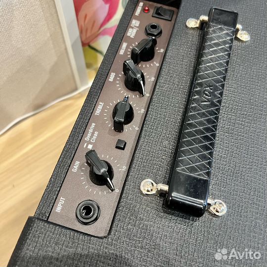 Комбоусилитель VOX Pathfinder 10