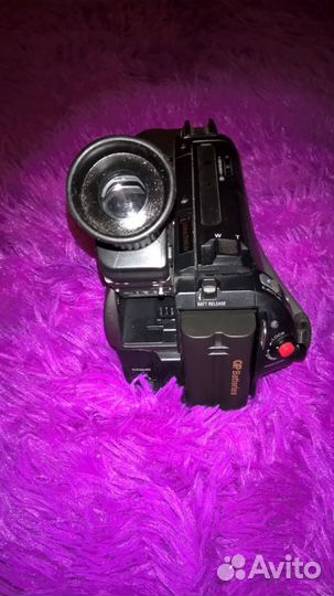 Видеокамера Sony Handycam