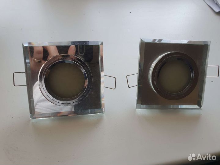 Светильник встраиваемый