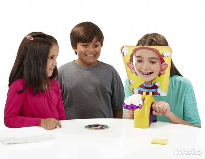 Настольная игра Hasbro Пирог в лицо