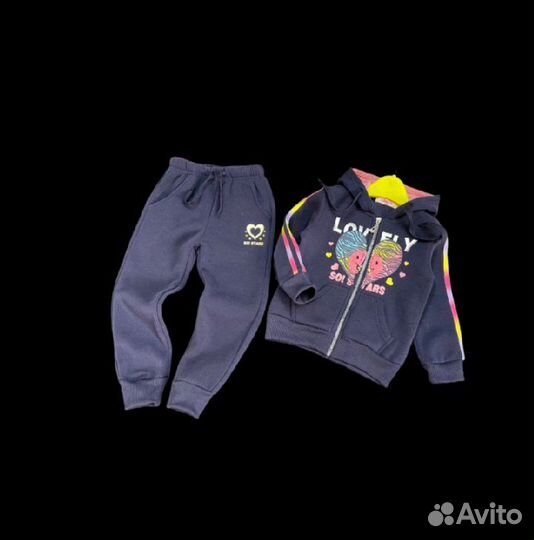 Спортивный костюм