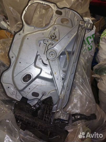 Стеклоподъемник ford focus 2