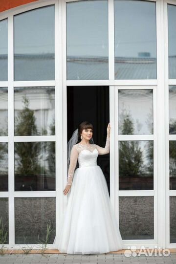 Платье свадебное