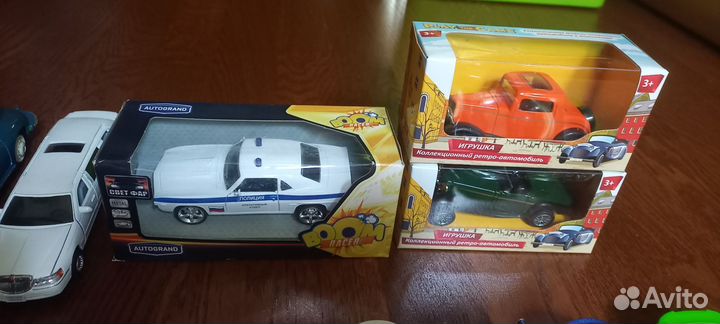 Машинки модельки