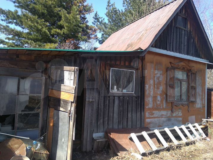 Дача 25 м² на участке 8 сот.