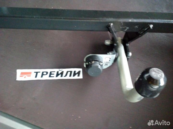 Фаркоп Volkswagen Touareg 2002-2010 Ю