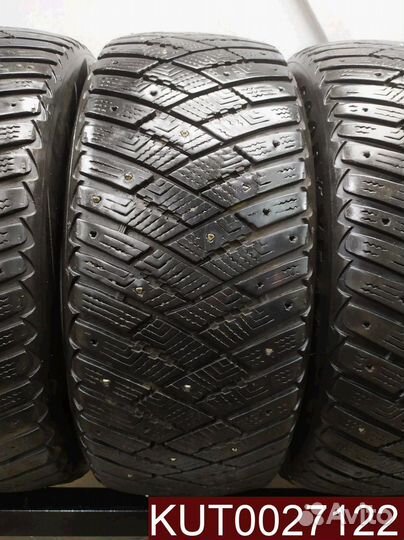Goodyear Ultragrip Ice Arctic 215/55 R16 107U