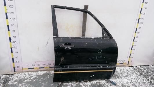 Дверь передняя правая mitsubishi pajero 3 (HBG23E2