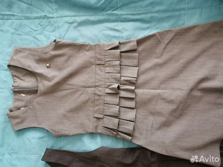 Школьный сарафан 134 серый