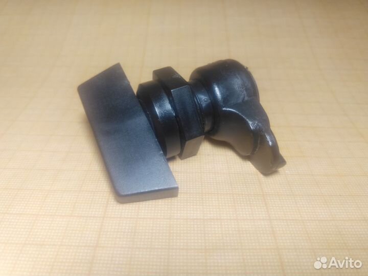 Замок для электрощита пласт