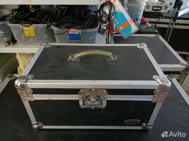 Кофр для 20 микрофонов микрофонный кофр кейс