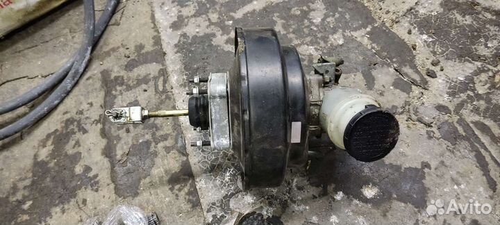 Главный тормозной цилиндр Isuzu