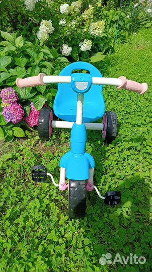 Детский трехколесный велосипед