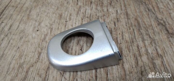 Накладка ручки внутренней Volkswagen Jetta