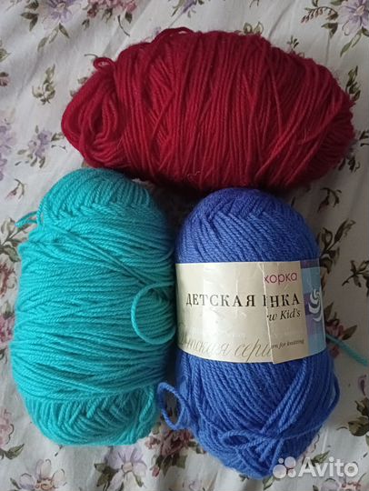 Нитки акриловые