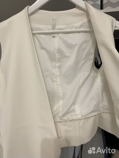 Жилетка белая женская Imperial размер 42-44