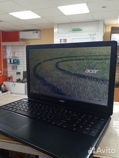 Ноутбук Acer Aspire E1