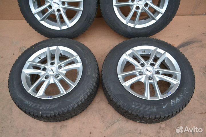 Диски R15 с зимними шинами Pirelli 195 65 15