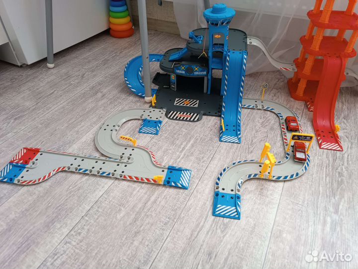 Полицейский и пожарный стадион, конструктор