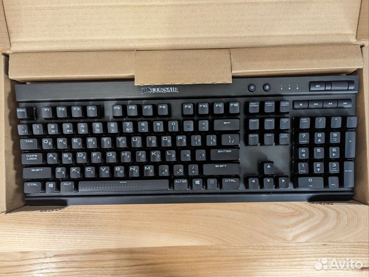 Клавиатура Corsair k70 lux rgb MX Silent