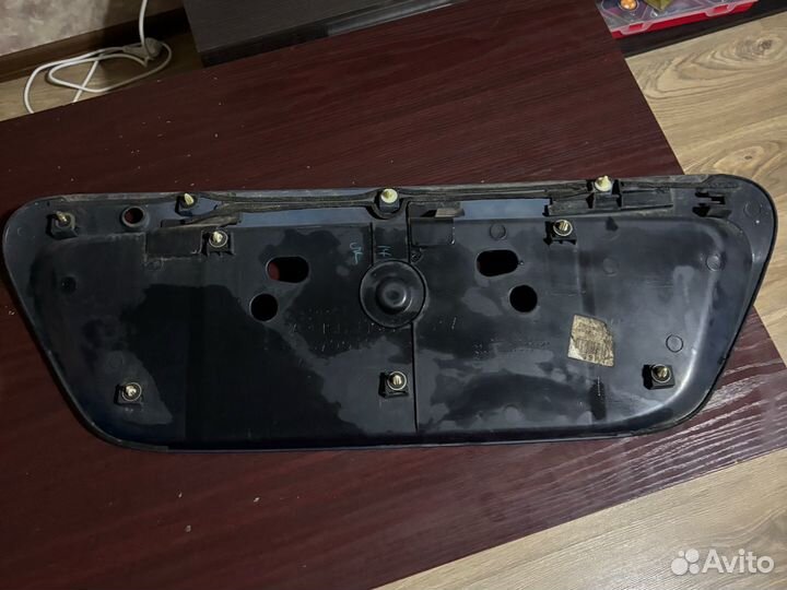 Рамка на крышку багажника lancer 9