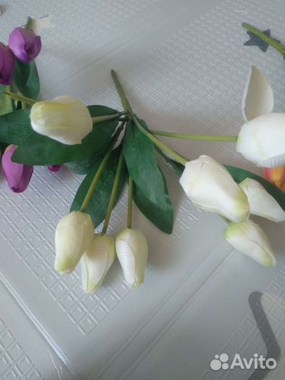 Искусственные тюльпаны