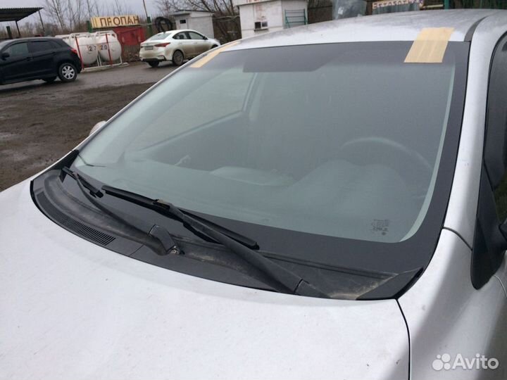 Лобовое стекло Тойота Королла