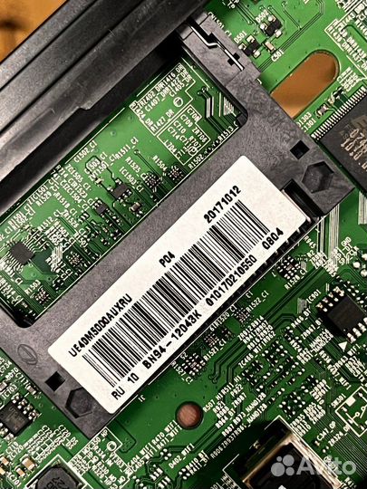 Телевизор Samsung UE40M5000AU в разбор