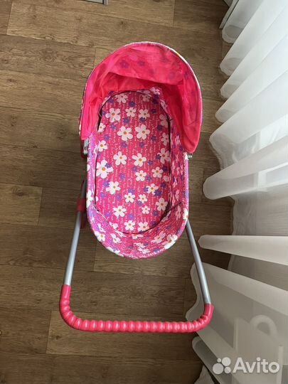 Коляска кукольная