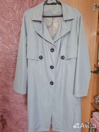Плащ женский