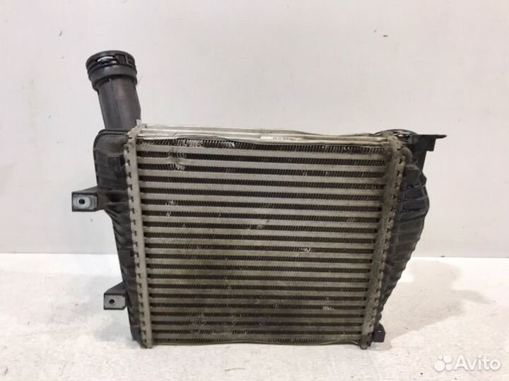 Интеркулер правый Porsche Cayenne 958 2010-2018