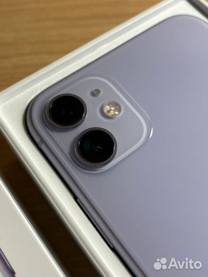 iPhone 11, 64 ГБ
