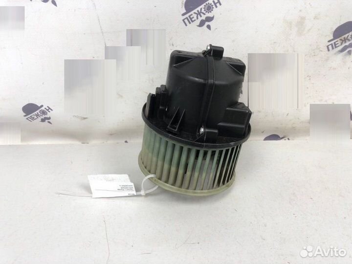 Моторчик отопителя Land Rover Freelander