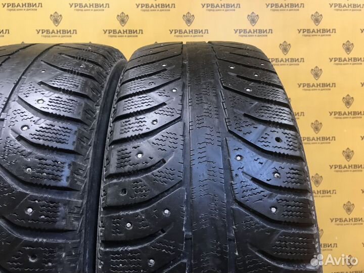Bridgestone Ice Cruiser 7000 215/60 R17 96H