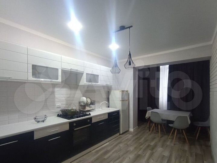 2-к. квартира, 55 м², 9/10 эт.