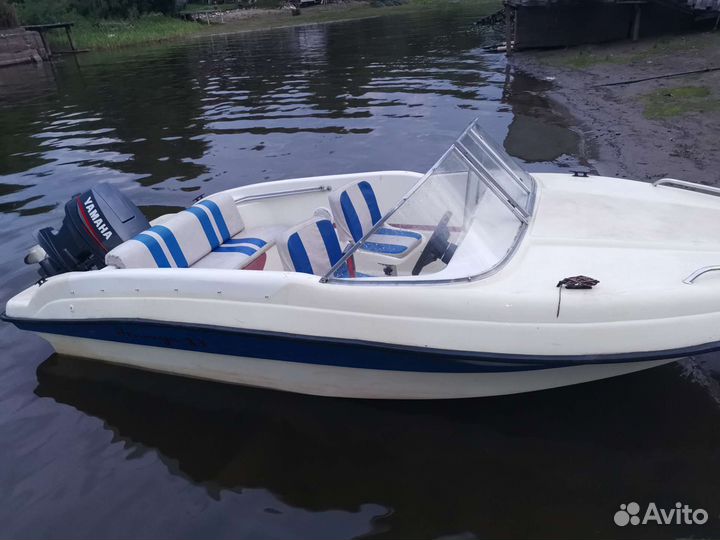 Продам катер с навесным мотором