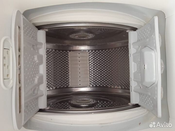 Стиральная машина Electrolux EWT1011