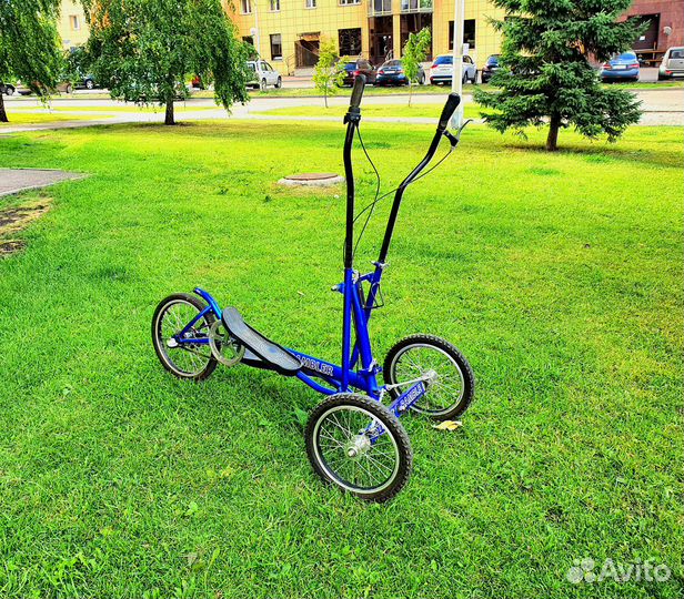 Велосипед эллиптический для пробежки на природе