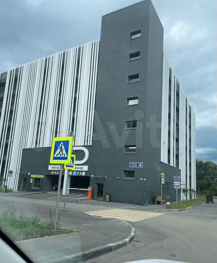 Машиноместо, 13 м²