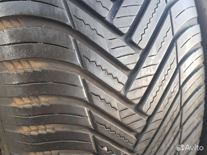 Hankook Kinergy 4s2 X H750A 235/55 R19
