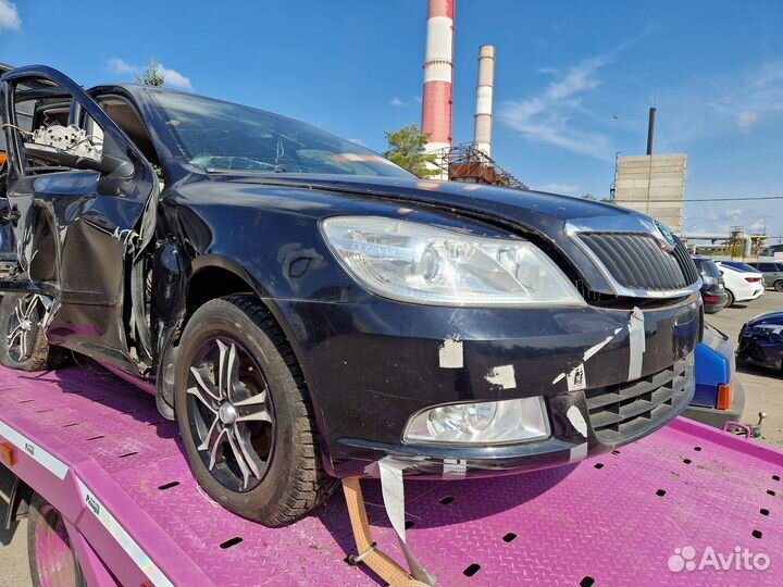В разборе Skoda Octavia A5 рестайлинг 1,6 BSE МКПП