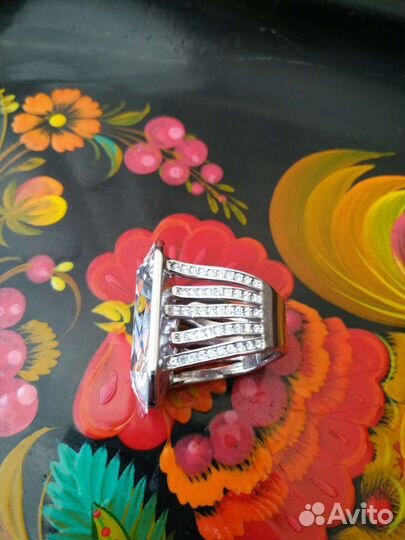 Кольцо Swarovski