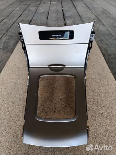 Продам консоль торпедо