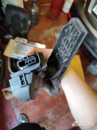 Педаль газа Volkswagen