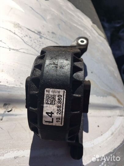 Подушка двс АКПП 1.4 AT Опель Астра J GTC