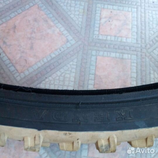 Покрышки 26, 24