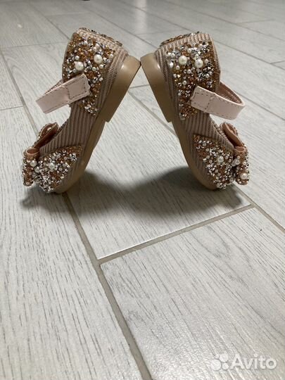 Туфли для девочки