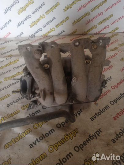 Коллектор впускной Haima 3 hetvek havis18 2011