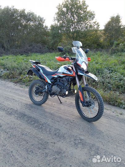 Adventure 250