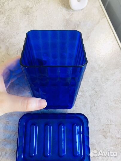 Для мыла и зубных щеток